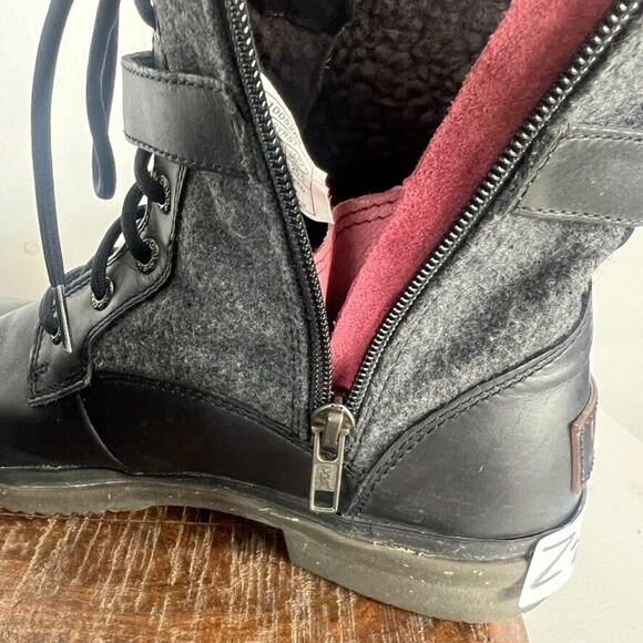 Ugg Kesey Boots Womens 8.5 Black Snow Fur Wool Lining Insoles Lace Up Zip Biker - Picture 12 of 14